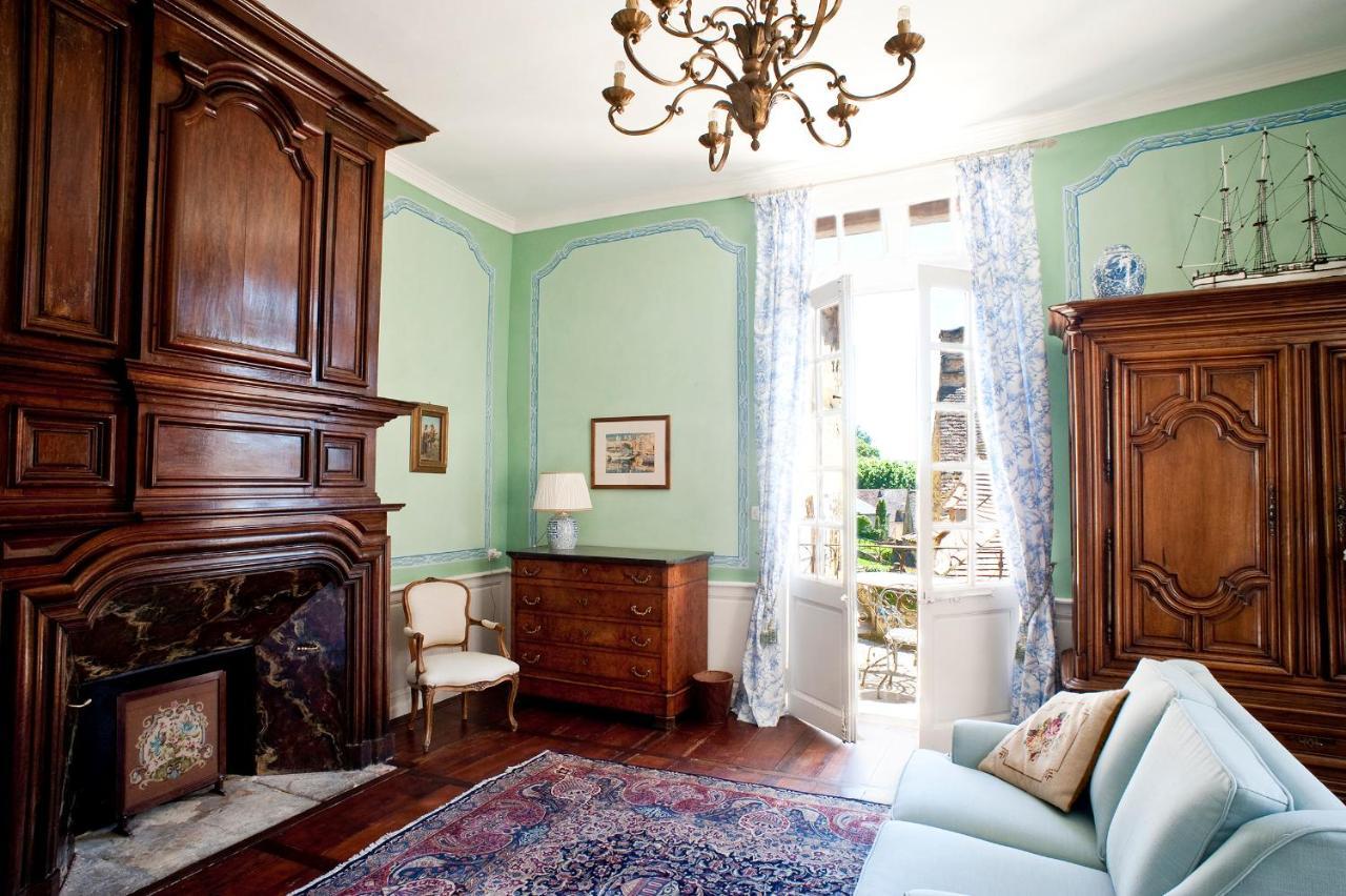 Appartements Les Suites Sarladaises ซาร์ลา-ลา-กาเนดา ภายนอก รูปภาพ