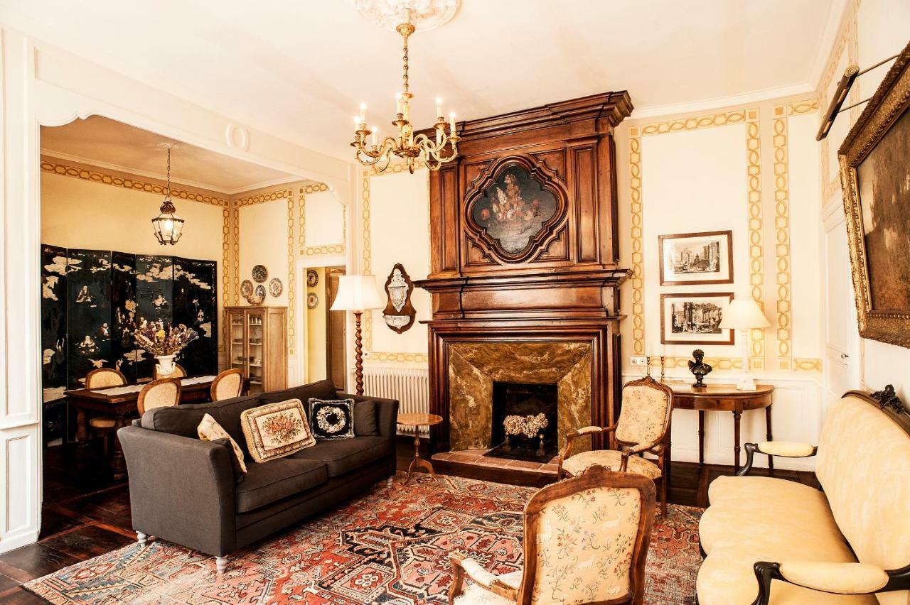 Appartements Les Suites Sarladaises ซาร์ลา-ลา-กาเนดา ภายนอก รูปภาพ